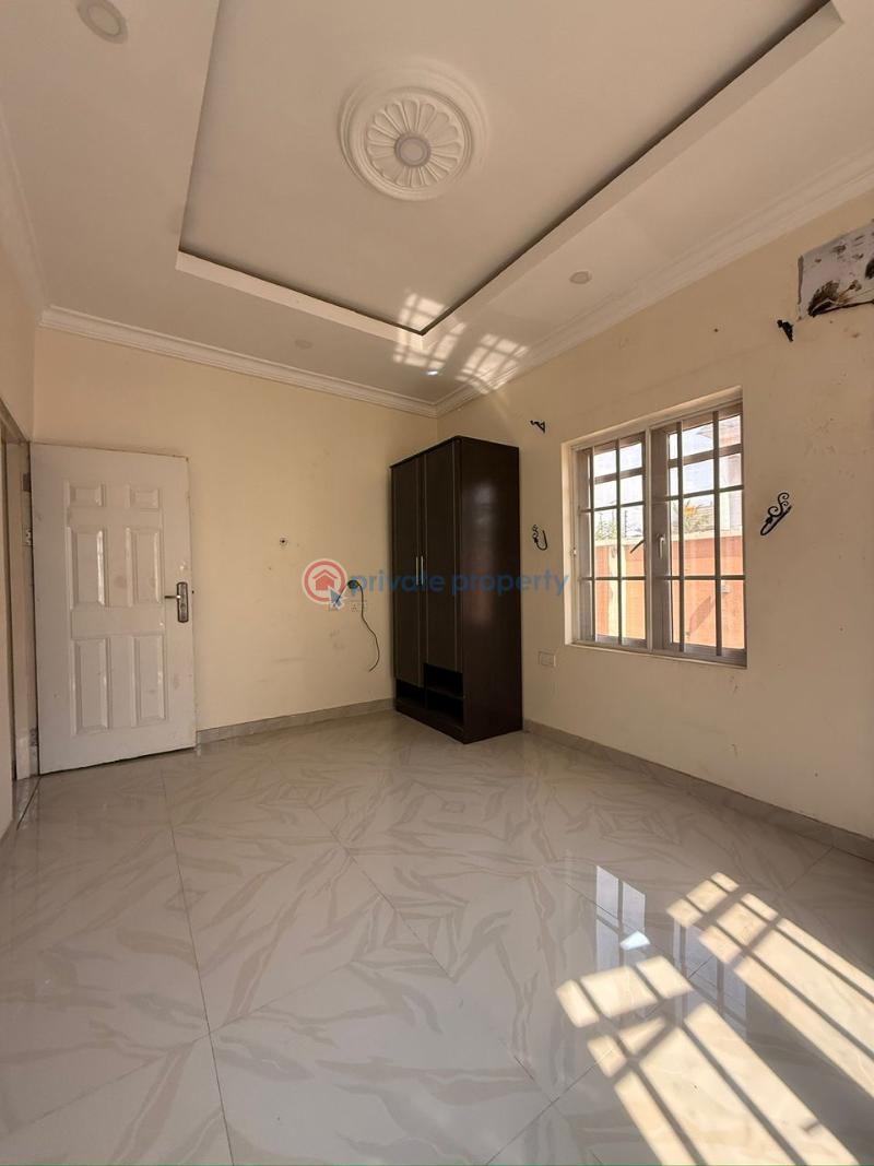 4 bedroom Semi detached Duplex For Rent Kolapo Ishola Gra Akobo Ibadan Oyo - 2