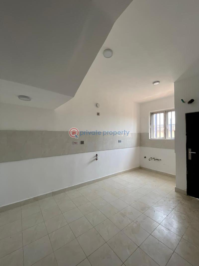 4 bedroom Terraced Duplex For Sale Alagomeji Yaba Lagos - 1