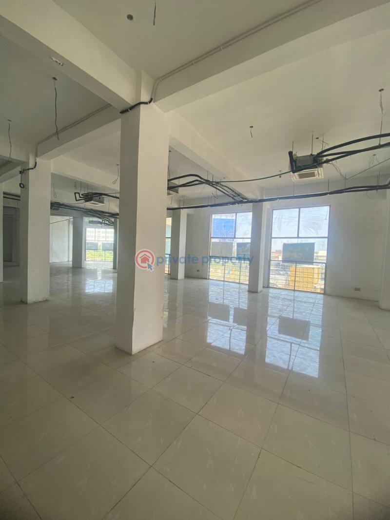 Mall/Complex/Plaza For Rent Oniru Victoria Island Lagos - 4
