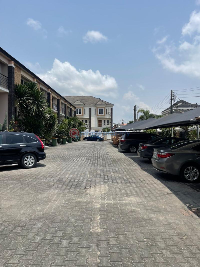 4 bedroom Terraced Duplex For Rent Osapa Lekki Lagos - 14