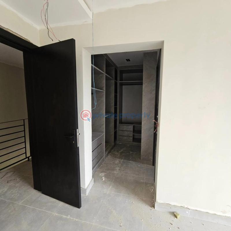 4 bedroom Terraced Duplex For Sale Obanikoro Shomolu Lagos - 0