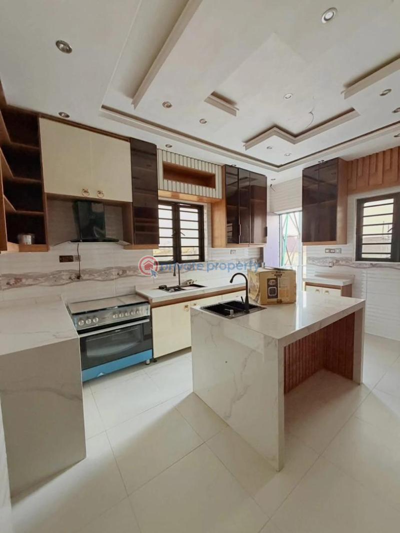 4 bedroom Detached Duplex For Sale Magodo Phase 2 Gra Kosofe/Ikosi Lagos - 5