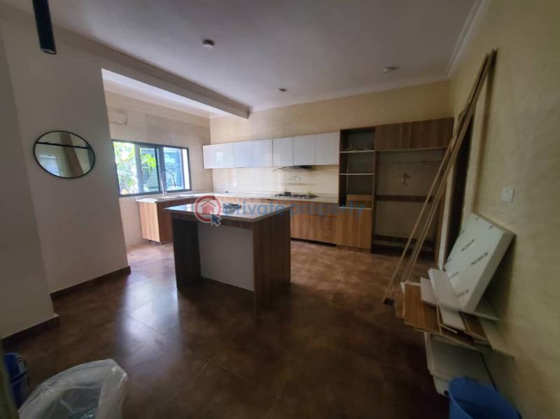 4 bedroom Terraced Duplex For Sale Off Admiralty Way Lekki Phase 1 Lagos - 3