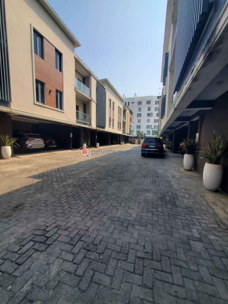 4 bedroom Terraced Duplex For Sale Off Admiralty Way Lekki Phase 1 Lagos - 4
