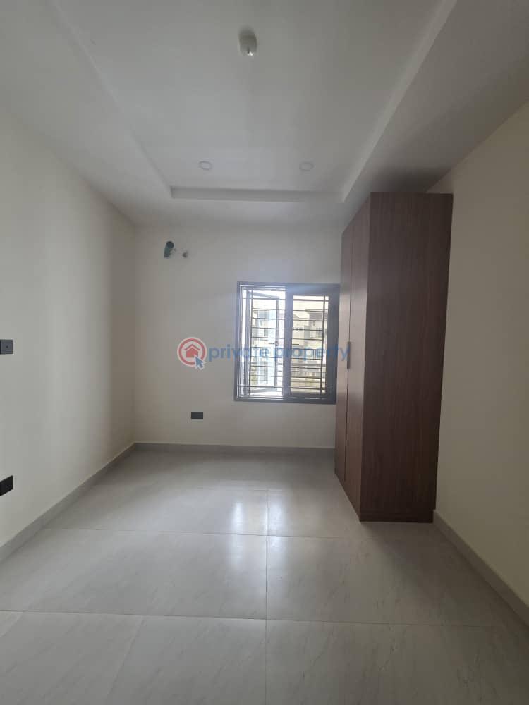 4 bedroom Terraced Duplex For Sale Jahi Abuja Phase 2  - 9