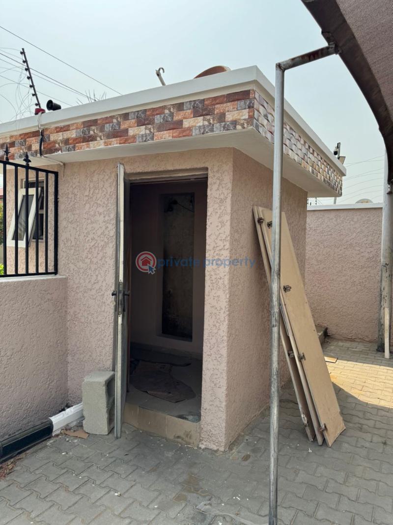 5 bedroom Commercial Property For Rent Lekki Phase 1 Lagos - 17