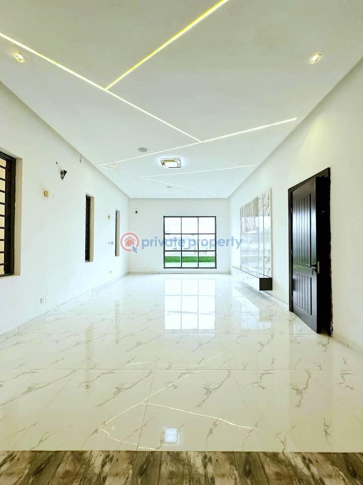 Spacious 5 bedroom detached duplex - 8 5 bedroom Detached Duplex For Sale Osapa London Lekki Lagos - 8