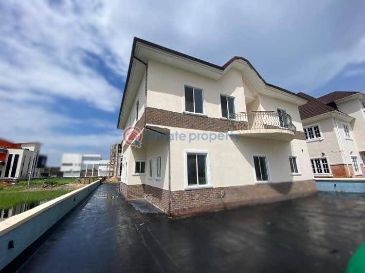 5 bedroom Detached Duplex For Sale Pinnock Beach Estate Osapa Lekki Lagos
