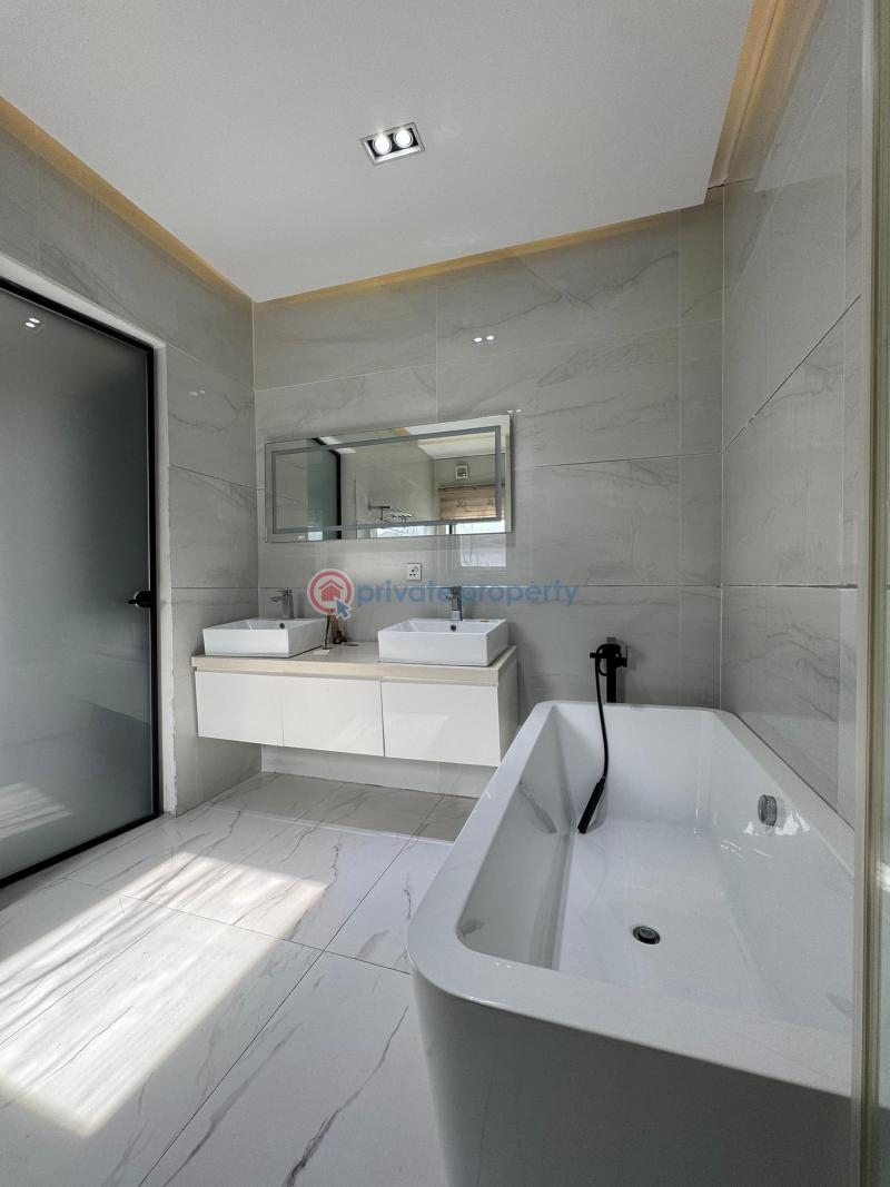 Spacious 5 bedroom detached duplex with bq - 5 5 bedroom Detached Duplex For Sale Old Ikoyi Lagos - 5