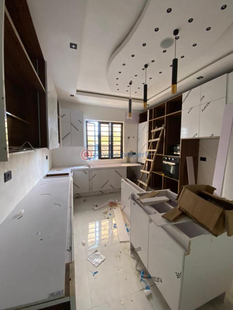 5 bedroom Duplex For Sale Gbagada Lagos - 1