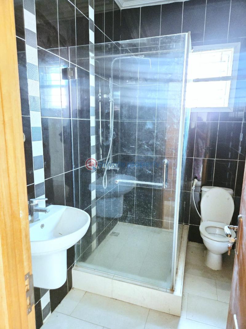5 bedroom Detached Duplex For Sale Lekki Phase 1 Lagos - 5
