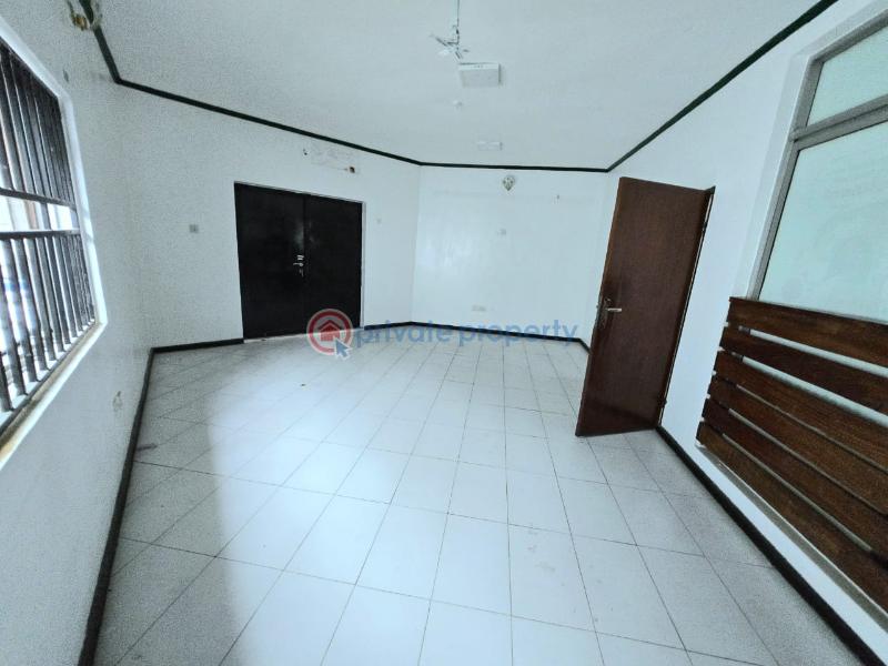 Spacious 5-bedroom detached house with bq. - 6 5 bedroom Detached Duplex For Rent Victoria Island Lagos - 6