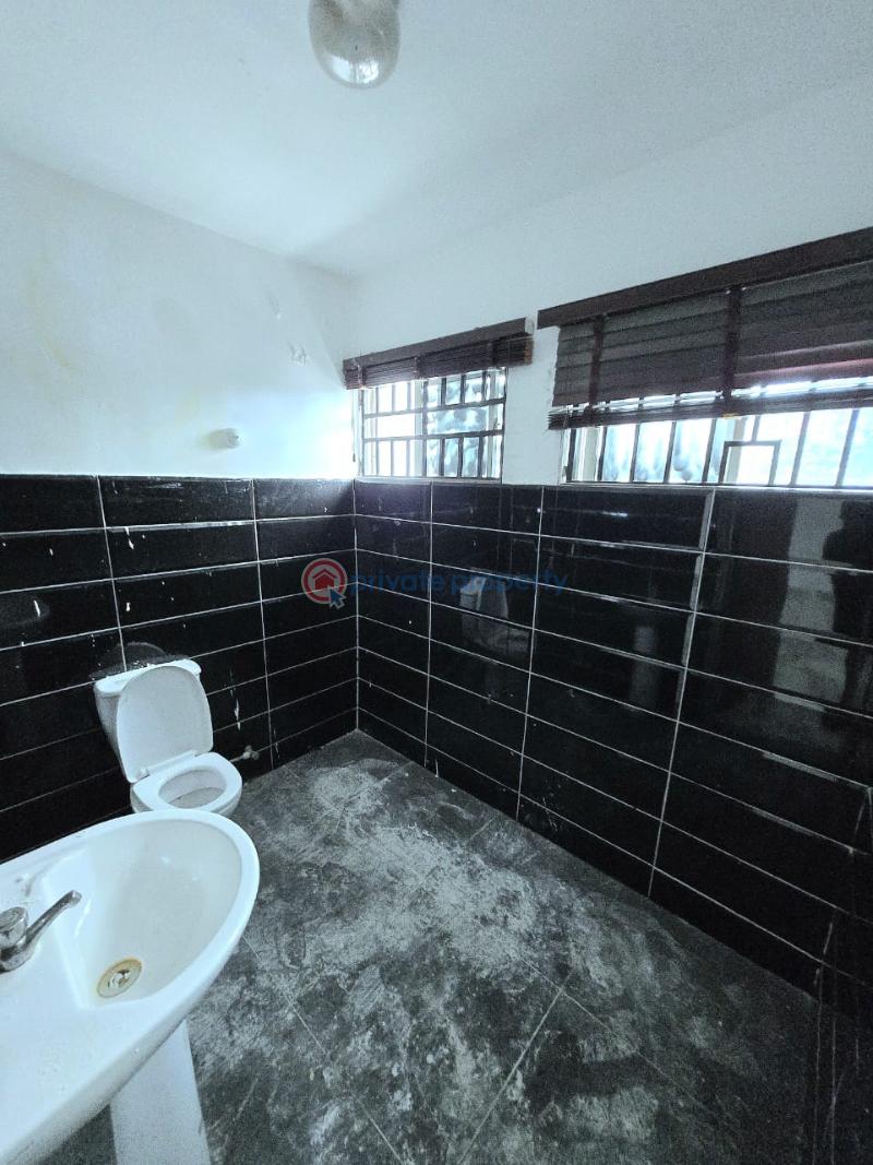 Spacious 5-bedroom detached house with bq. - 11 5 bedroom Detached Duplex For Rent Victoria Island Lagos - 11