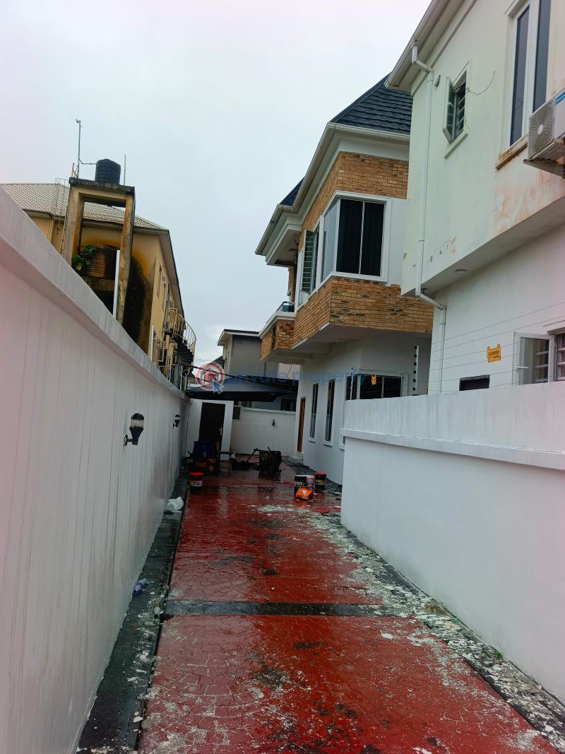 5 bedroom Detached Duplex For Rent Ikota Lekki Lagos - 11