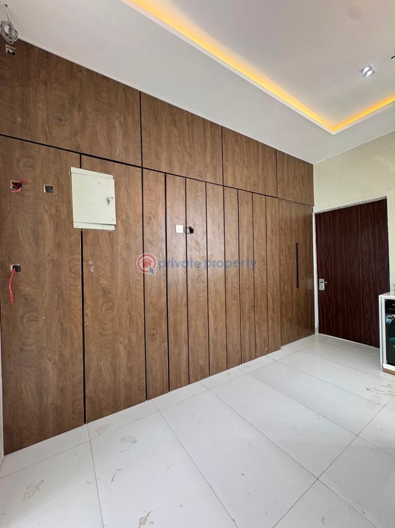5 bedroom Detached Duplex For Sale Orchid Road Lekki Lagos - 39