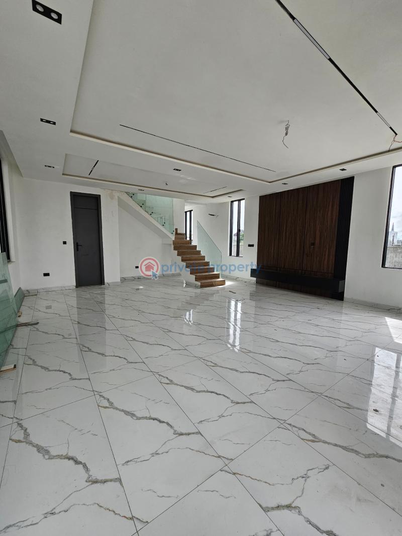Spacious 5 bedroom full detached duplex with bq and swimming pool - 3 5 bedroom Detached Duplex For Sale Chevron Drive Lekki Lagos - 3