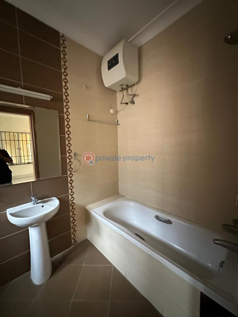 Spacious 5-bedroom fully detached  duplex - 12 5 bedroom Detached Duplex For Rent Lekki Phase 1 Lagos - 12