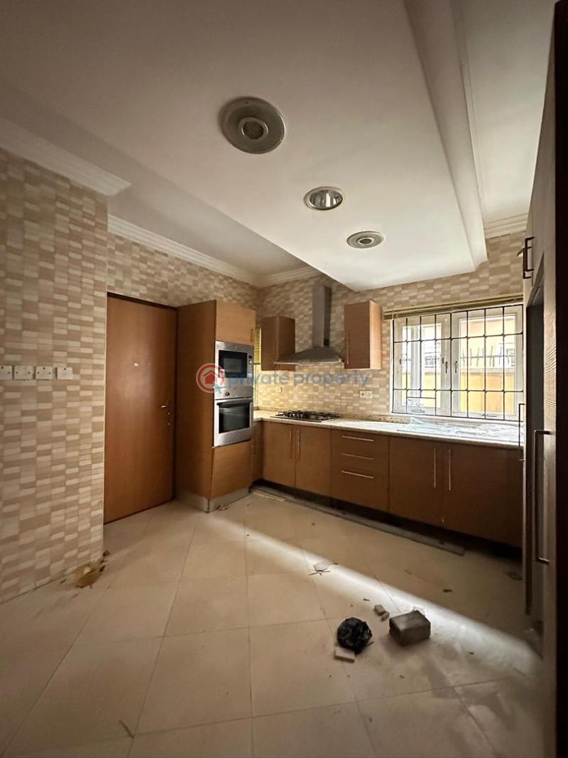 Spacious 5-bedroom fully detached  duplex - 3 5 bedroom Detached Duplex For Rent Lekki Phase 1 Lagos - 3