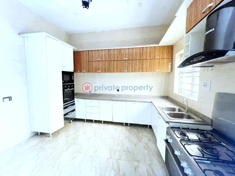 Spacious 5-bedroom fully detached duplex - 7 5 bedroom Detached Duplex For Rent Chevron Drive Lekki Lagos - 7