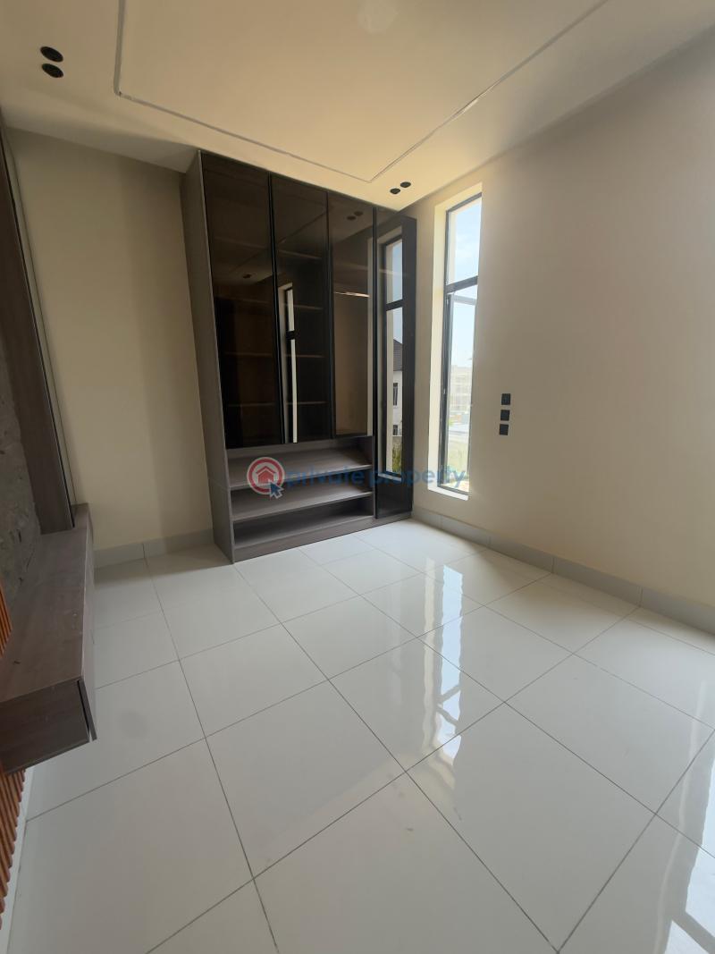 5 bedroom Detached Duplex For Sale Orchid Road Lekki Lagos - 18