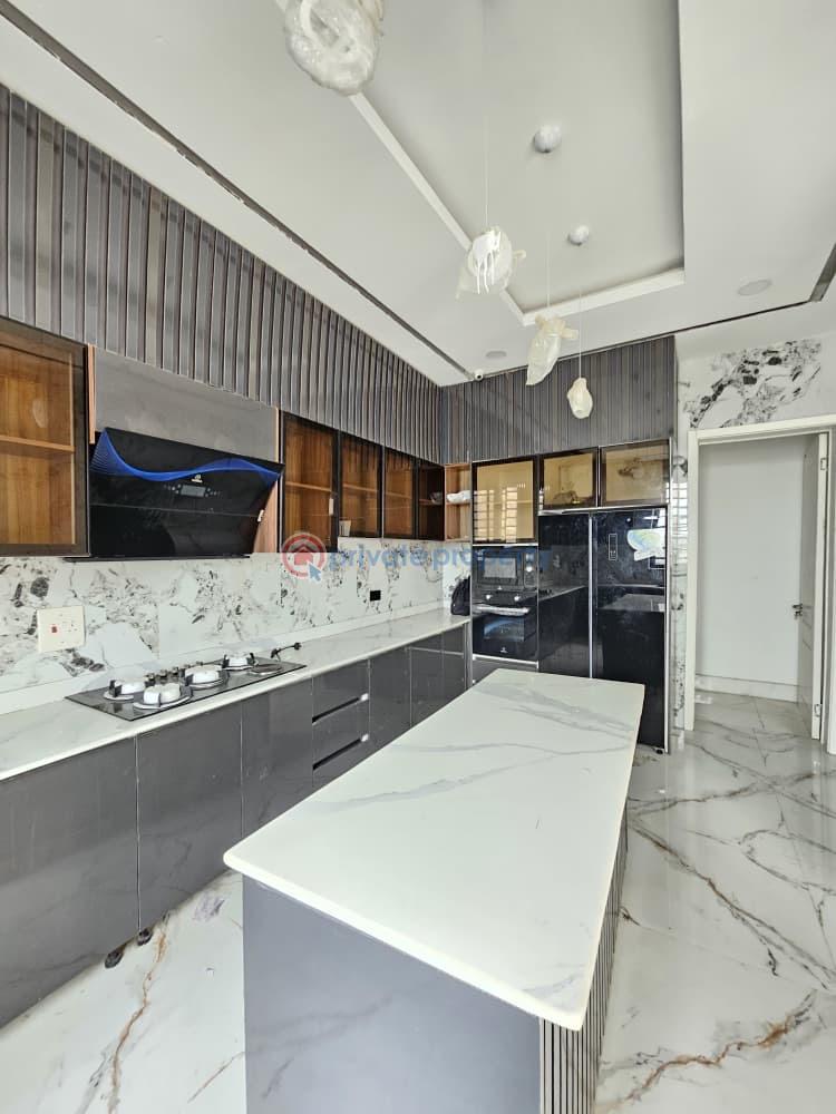 Spacious 5 bedroom fully detached duplex - 18 5 bedroom Terraced Duplex For Sale Lekki Phase 1 Lagos - 18