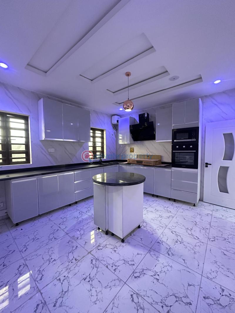 5 bedroom Detached Duplex For Sale Ikota Lekki Lagos - 3
