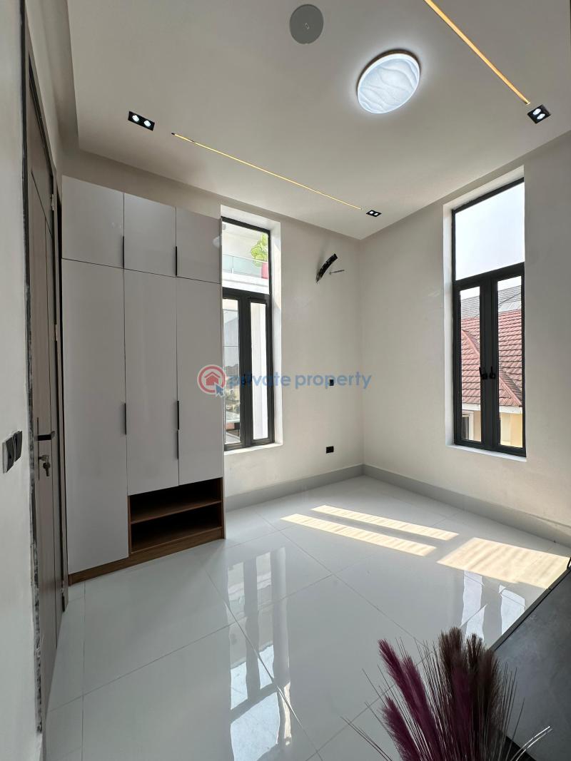 5 bedroom Detached Duplex For Sale Chevron Toll Gate Lekki Lagos - 13