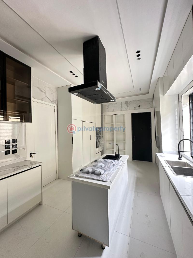 Spacious 5 bedroom fully detached duplex with bq and swimming pool - 10 5 bedroom Detached Duplex For Sale Chevron Drive Lekki Lagos - 10