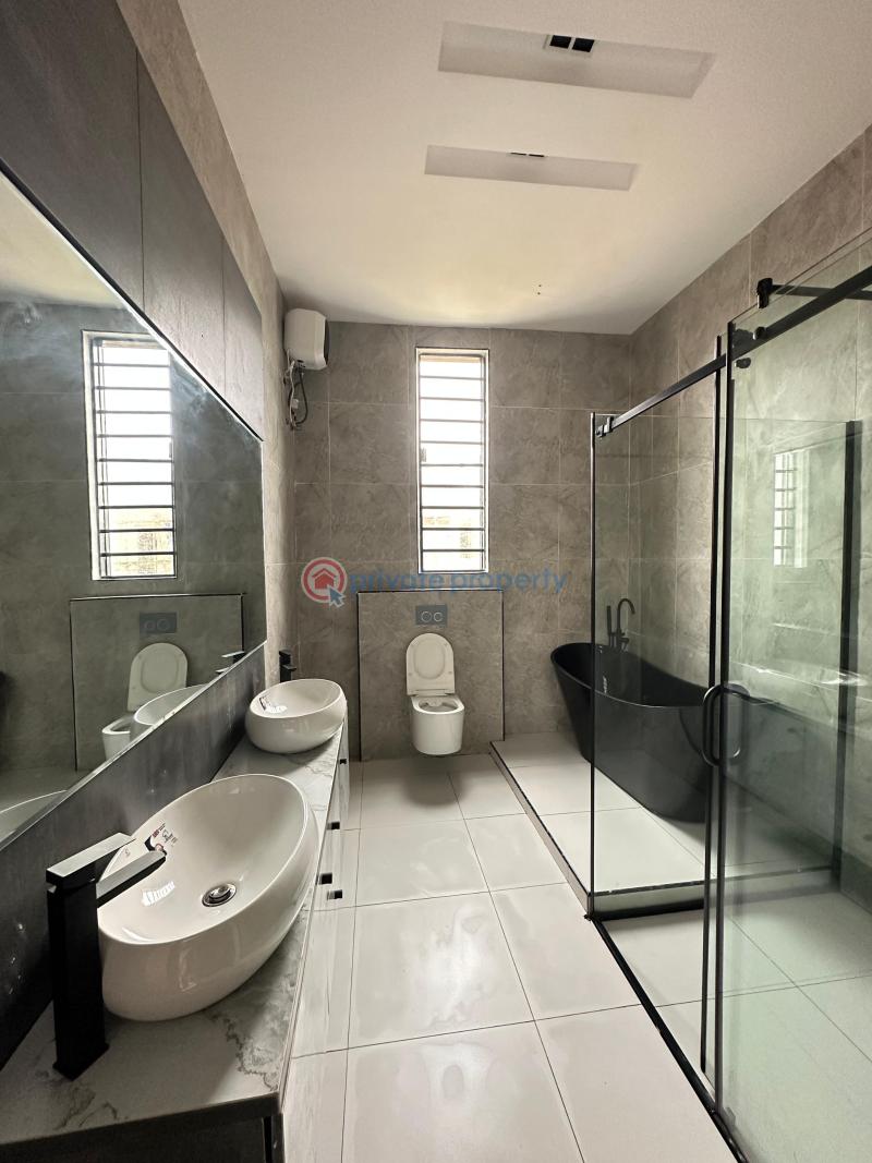 Spacious 5 bedroom fully detached duplex with bq and swimming pool - 17 5 bedroom Detached Duplex For Sale Chevron Drive Lekki Lagos - 17