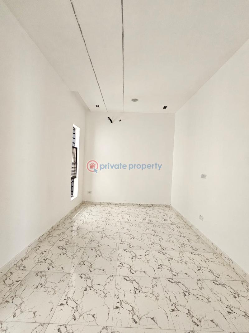 Spacious 5 bedroom fully detached duplex with bq, home office and swimming pool - 12 5 bedroom Detached Duplex For Sale Chevron Drive Lekki Lagos - 12