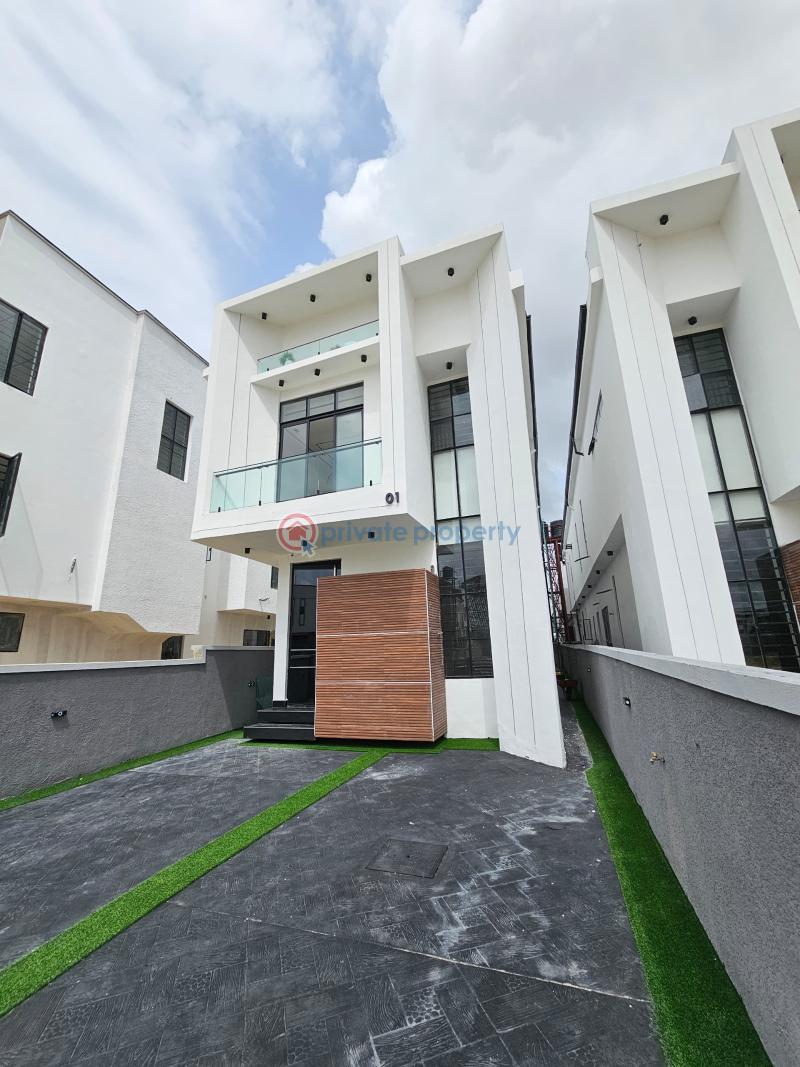Spacious 5 bedroom fully detached duplex with bq, home office and swimming pool - 1 5 bedroom Detached Duplex For Sale Chevron Drive Lekki Lagos - 1