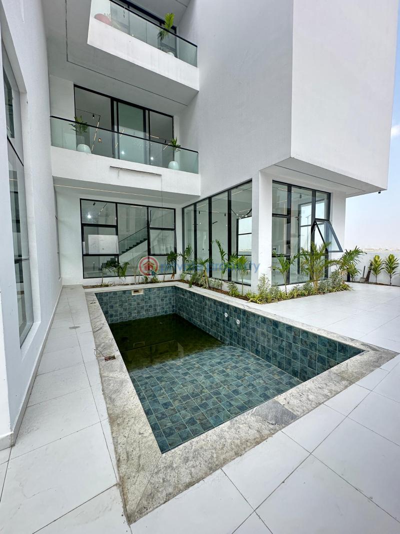 5 bedroom Detached Duplex For Sale Osapa Lekki Lagos - 22