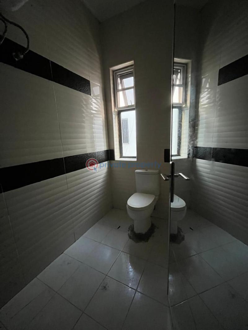 5 bedroom Duplex For Rent Osapa Lekki Lagos - 11