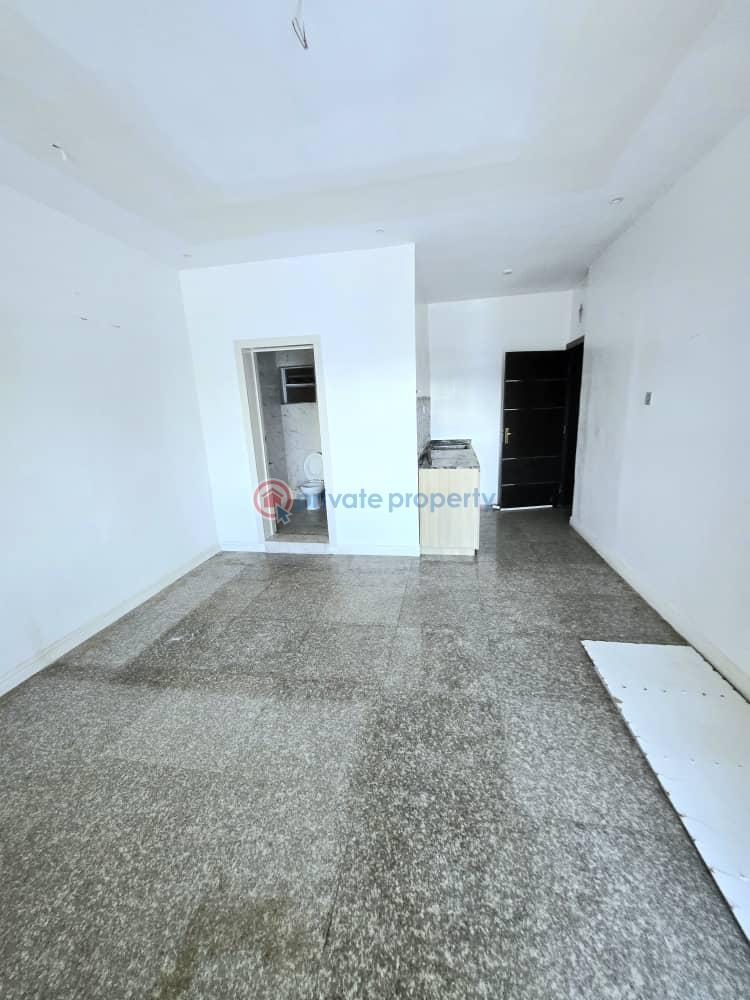 Spacious 5-bedroom semi-detached duplex - 11 5 bedroom Semi detached Duplex For Rent Lekki Phase 1 Lagos - 11