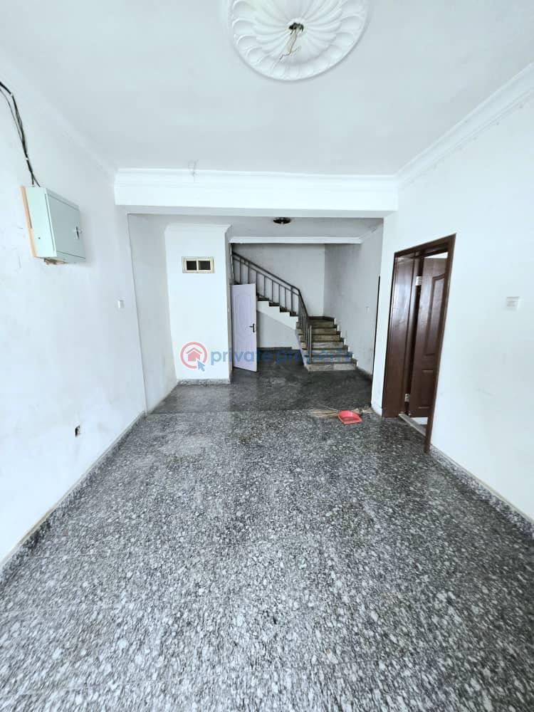 Spacious 5-bedroom semi-detached duplex - 17 5 bedroom Semi detached Duplex For Rent Lekki Phase 1 Lagos - 17