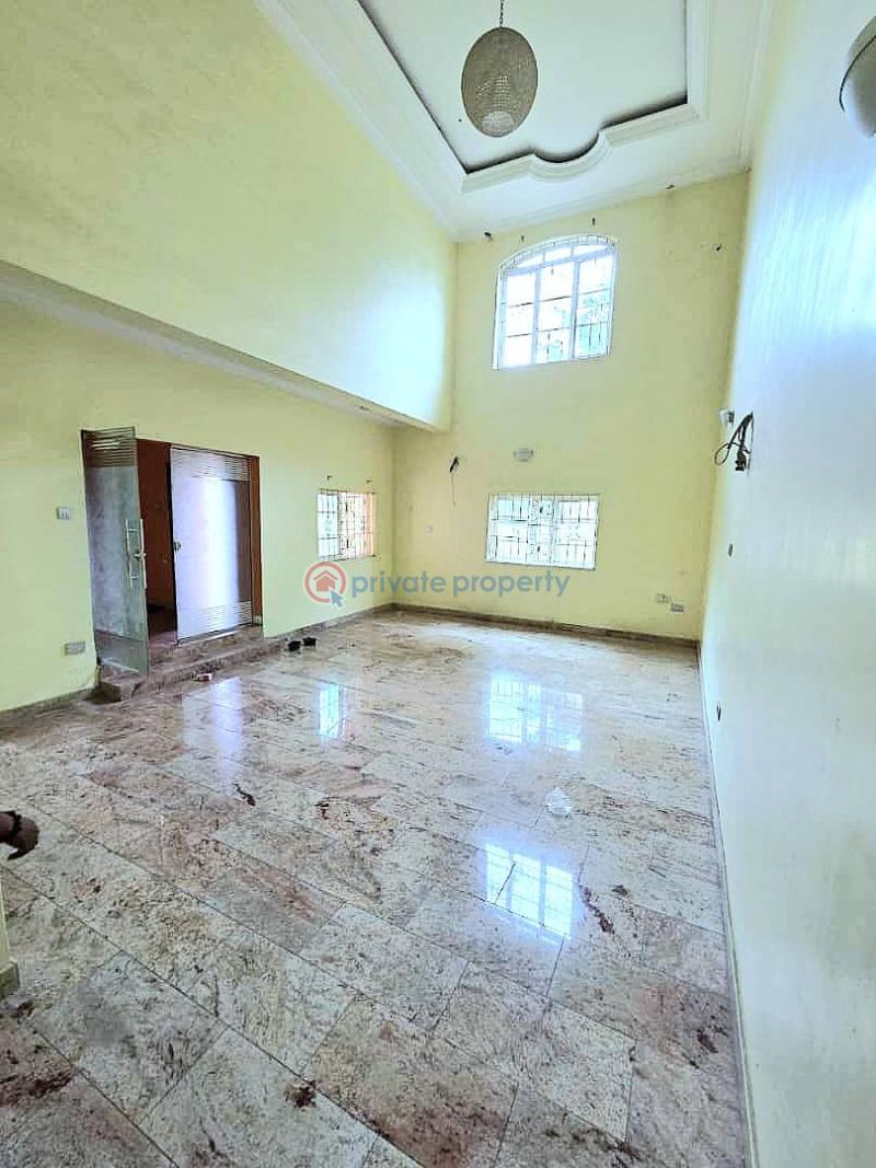 Spacious 5-bedroom  semi-detached duplex - 15 5 bedroom Semi detached Duplex For Rent Lekki Phase 1 Lagos - 15