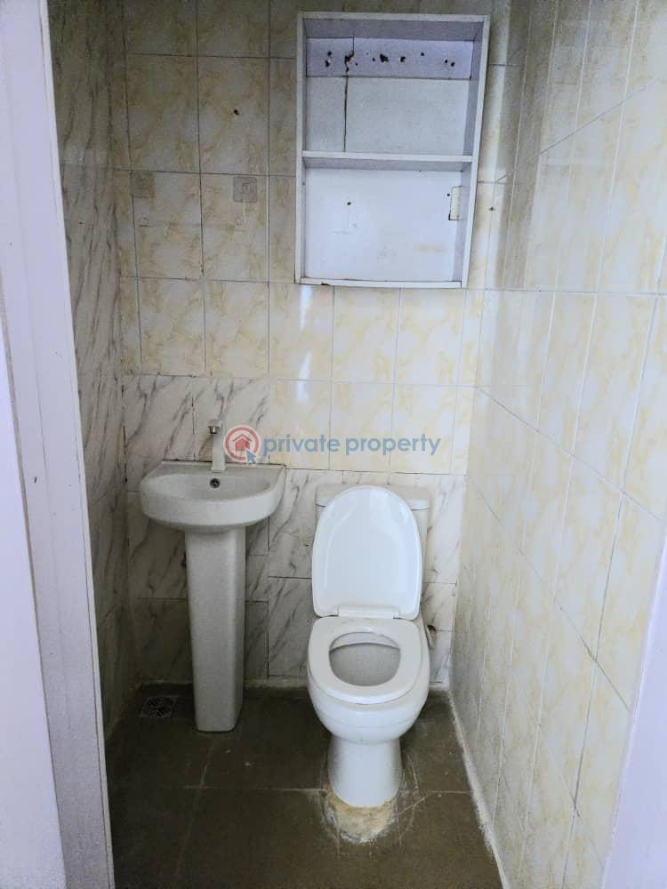 Spacious 5-bedroom semi-detached duplex - 4 5 bedroom Semi detached Duplex For Rent Lekki Phase 1 Lagos - 4