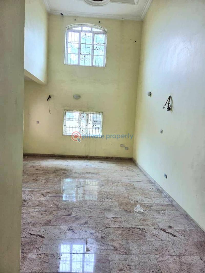 Spacious 5-bedroom  semi-detached duplex - 11 5 bedroom Semi detached Duplex For Rent Lekki Phase 1 Lagos - 11
