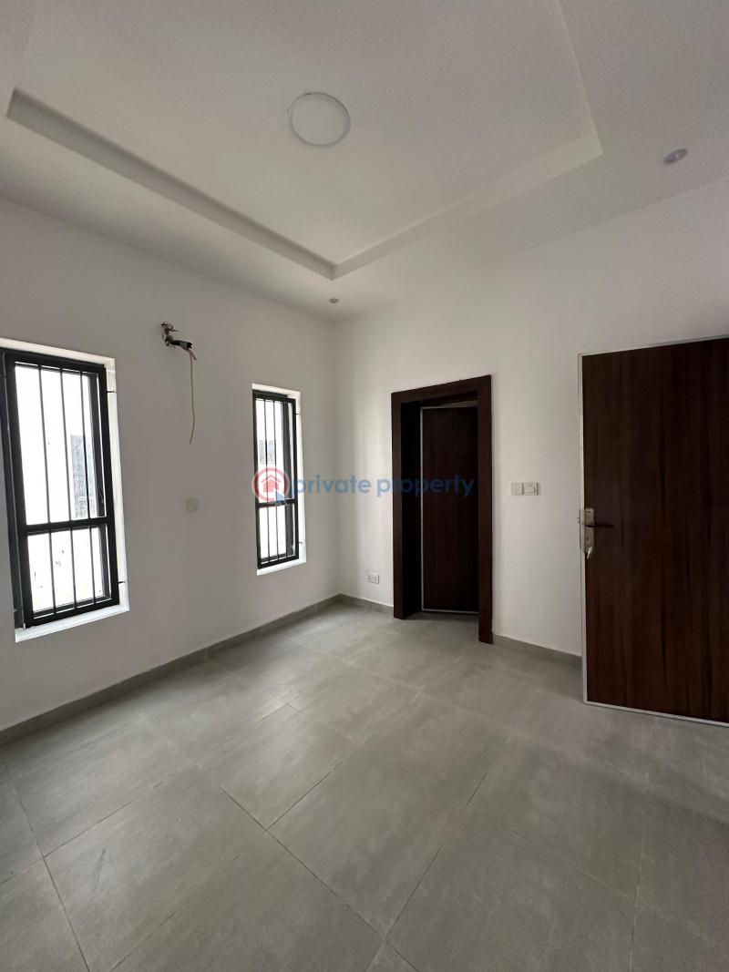 Spacious 5 bedroom, well built fully detached - 5 5 bedroom Detached Duplex For Sale Ajah Lagos - 5