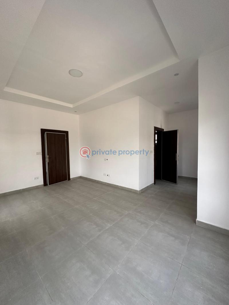 Spacious 5 bedroom, well built fully detached - 7 5 bedroom Detached Duplex For Sale Ajah Lagos - 7