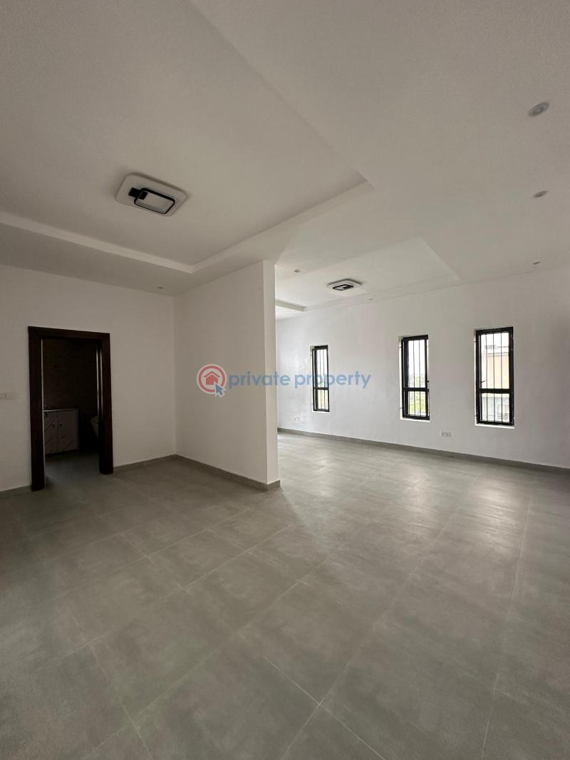 Spacious 5 bedroom, well built fully detached - 12 5 bedroom Detached Duplex For Sale Ajah Lagos - 12