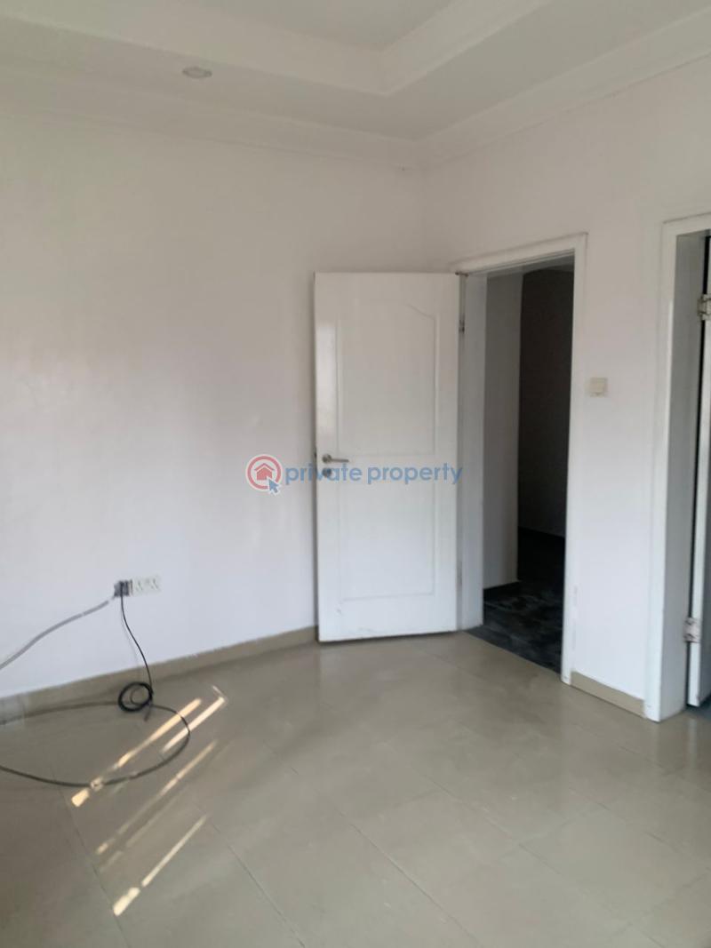 Commercial Property For Rent Lekki Phase 1 Lagos - 13