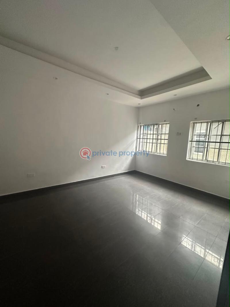 Commercial Property For Rent Off Admiralty Way Lekki Phase 1 Lagos - 11