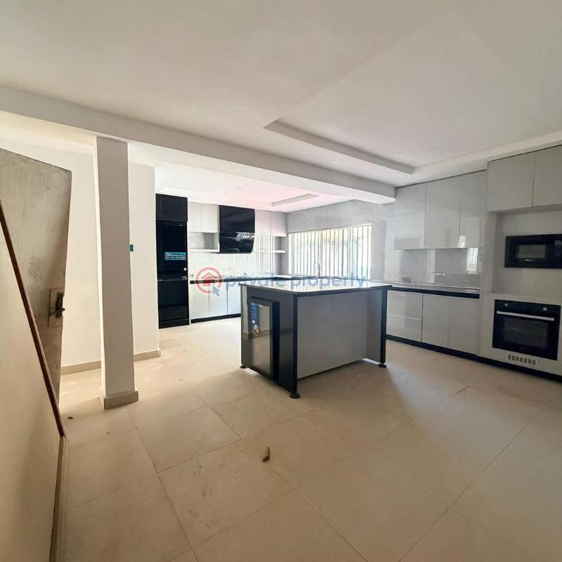 5 bedroom Detached Duplex For Sale Maryland Lagos - 5