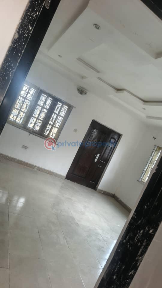 5 bedroom House For Rent Orile Agege Lagos - 5