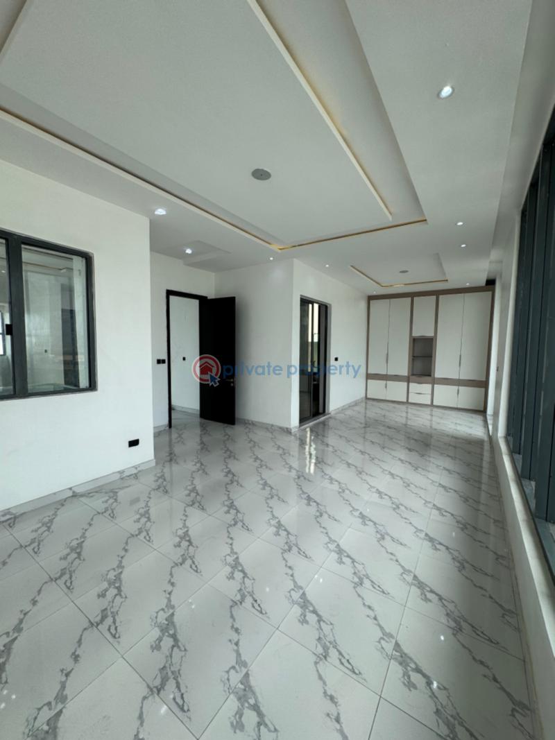 Spacious 5bedroom detached house with pool and elevator - 6 6 bedroom Detached Duplex For Sale Osapa Lekki Lagos - 6