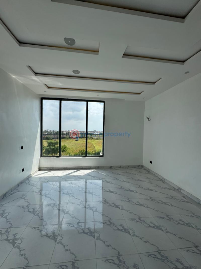 Spacious 5bedroom detached house with pool and elevator - 13 6 bedroom Detached Duplex For Sale Osapa Lekki Lagos - 13