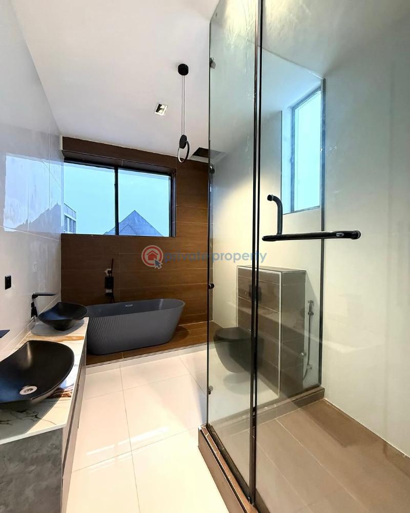 Spacious 5bedroom detached house with pool - 9 5 bedroom Duplex For Sale Oral Estate Lekki Lagos - 9