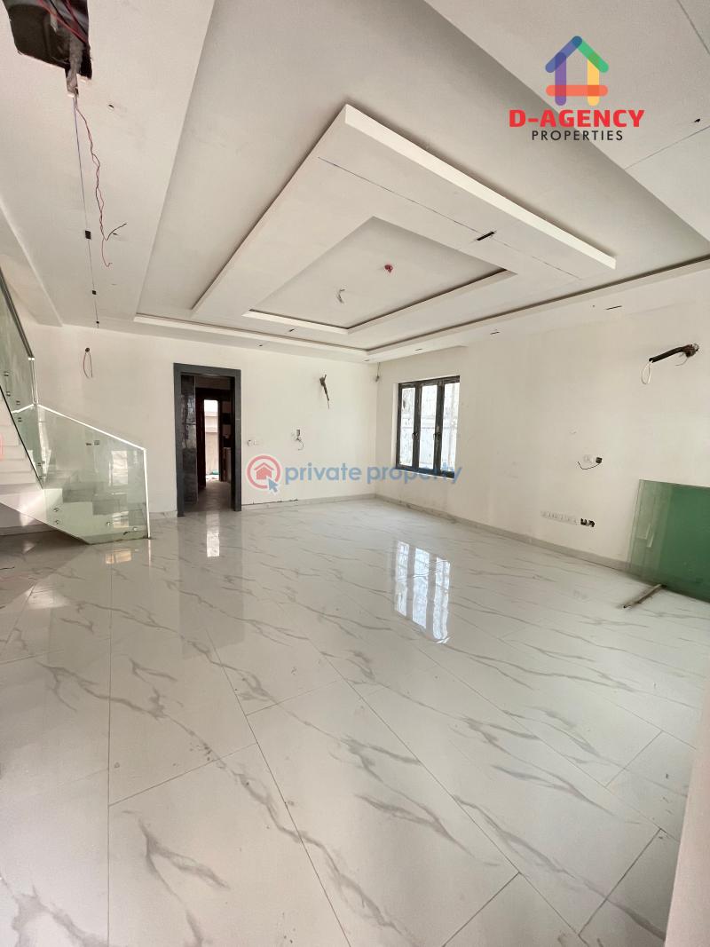5 bedroom Detached Duplex For Sale Chevron Drive Lekki Lagos - 2