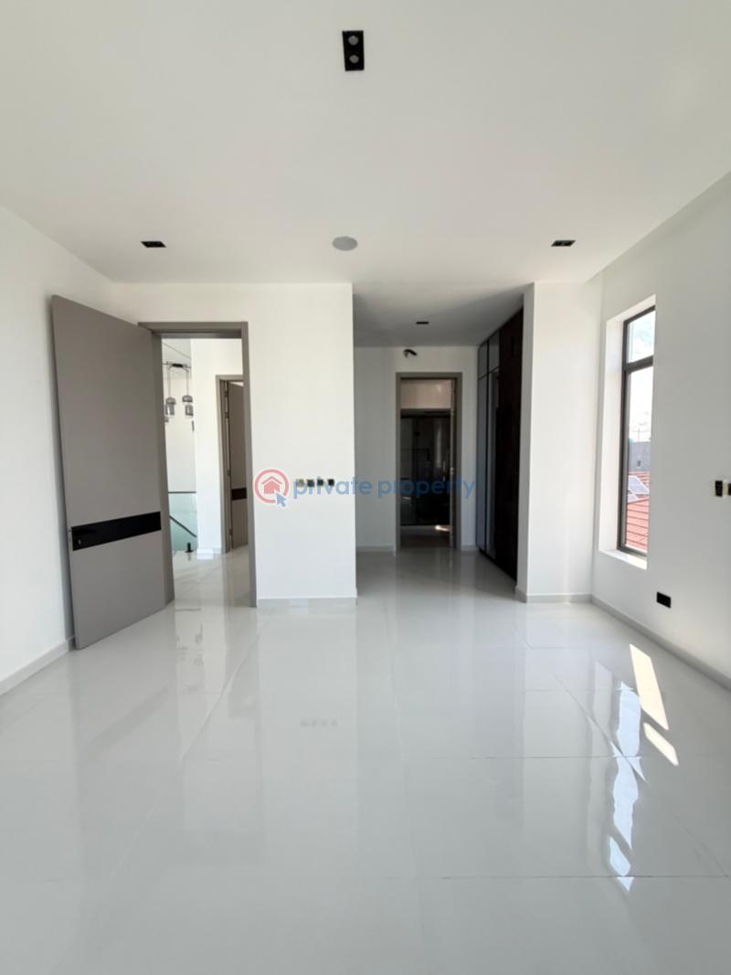 5 bedroom Detached Duplex For Sale Lekki Phase 1 Lagos - 13
